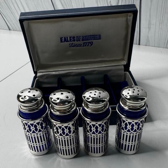 Vtg EALES SHEFFIELD Silverplate Cobalt Blue Salt Pepper Shaker 4 pc - Picture 2 of 5